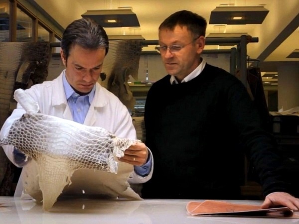 Nhung yeu to khien hang hieu khong the mua duoc bang tien hinh anh