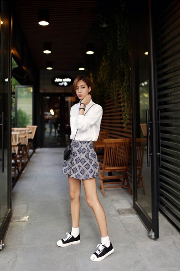 …hay những chiếc chân váy vẫn giúp bạn nổi bật.