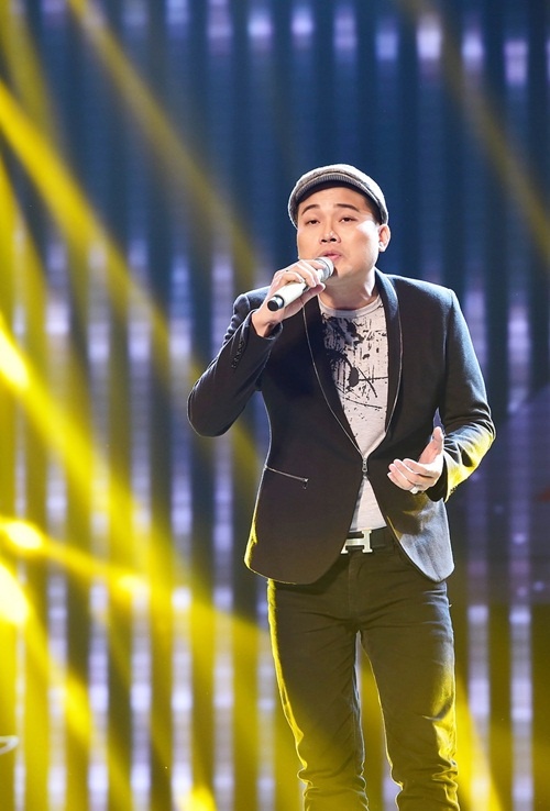 Là thí sinh trong chương trình Nhân tố bí ẩn, Khánh Bình với khả năng hát cả giọng nam lẫn nữ như thật đã gây ra cơn sốt không hề nhẹ khiến ban giám khảo và khán giả ngạc và không tin nổi vào tai mình. Để lại ấn tượng mạnh mẽ trong màn chào sân, tuy nhiên càng vào sâu, Khánh Bình lại nhạt dần bởi nhựng màn trình diễn không có gì đổi mới.