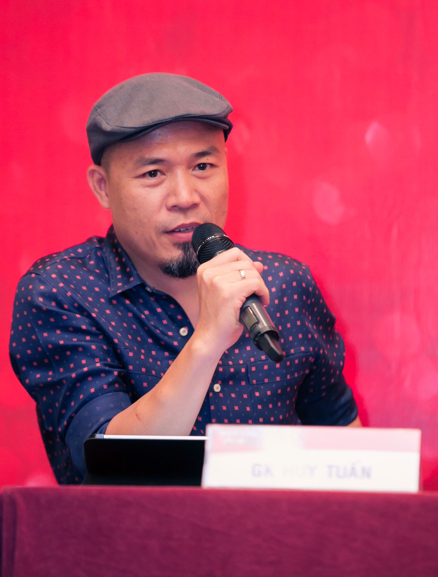 Giám khảo Huy Tuấn cũng bày tỏ sự thích thú: “Năm nay phát hiện ra rất nhiều tài năng lạ, các năm qua gần như những bộ mọn nghệ thuật chúng tôi đã xem qua hết nên rất lo lắng. Nhưng trong quá trình tuyển chọn, ê-kíp rất vui mừng là tìm ra được nhiều tài năng mà chỉ ở Vietnam’s Got Talent mới có được”.