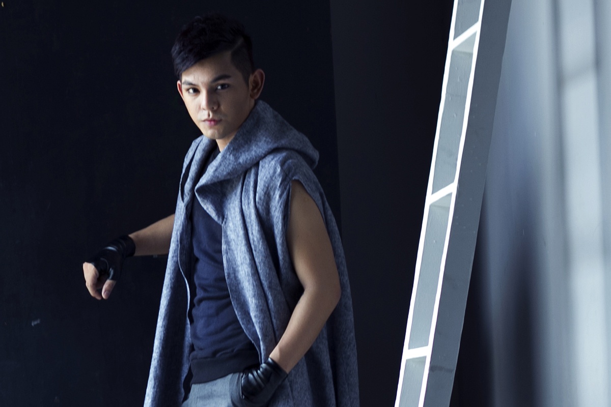 Son Ngoc Minh thay doi hinh tuong nam tinh, manh me hinh anh