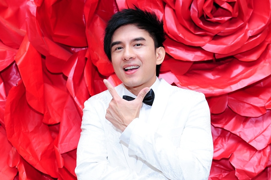 Thien Nhan lam khach moi liveshow Dan Truong hinh anh