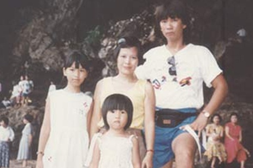 Ha Anh khoe anh binh yen ben bo me ngay be hinh anh