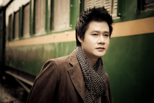 Quang Dung lam khach moi trong liveshow Le Uyen - Phuong hinh anh