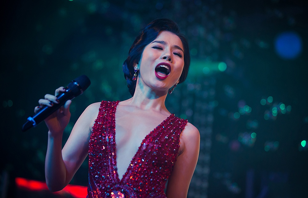 Vừa trở về Việt Nam sau chuyến lưu diễn, Lệ Quyên đang tất bật những khâu cuối cùng để cho ra mắt album Vùng tóc nhớ gồm 10 bài không tên của nhạc sĩ Vũ Thành An trong những ngày tới. Cô sẽ ra mắt album Vùng tóc nhớ bằng 2 đêm nhạc tại phòng trà Không Tên của mình vào 2 ngày 7-8/11.