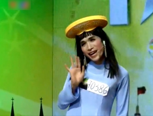 Hoang Duy Dung gia gai khien ban giam khao phan no hinh anh