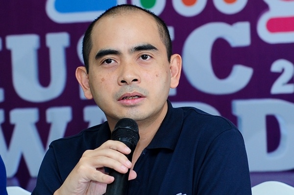 Duc Tri: 'Nghe si khong ai di an cap' hinh anh