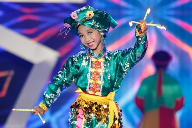 Gia canh khon kho cua cau be gia Thi Mau gay sot Got Talent hinh anh