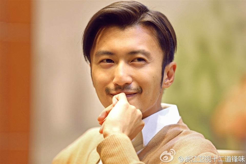 Nam 2014 boi thu cua cac tai tu gao coi Hong Kong hinh anh