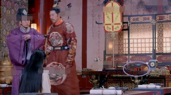 ...không cánh mà bay.