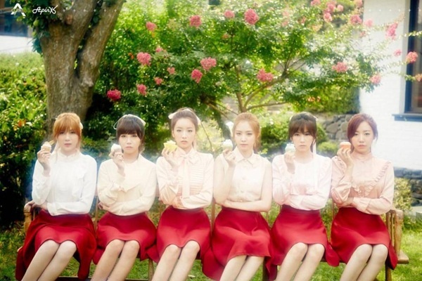 Apink.