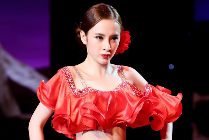 Scandal yeu bac si cua Phuong Trinh duoc nhac tren TV hinh anh