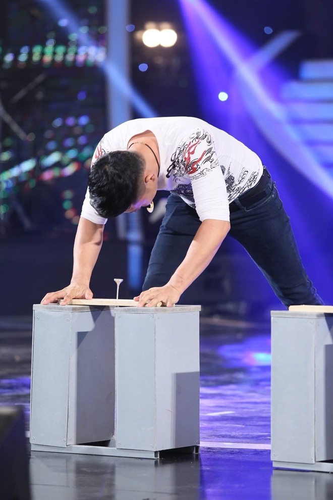 Nhóm kungfu Bảo Cường mang đến khán giả phần trình diễn chứa đựng nhiều sự bất ngờ, sửng sốt và đặc biệt rùng rợn vượt qua những giới hạn thông thường mà người bình thường có thể chịu đựng với khả năng dùng tay không và đầu để đóng đinh xuyên qua mảnh gỗ, xuyên thanh sắt qua mũi xuống cổ họng, xuyên dao nhọn vào mũi...