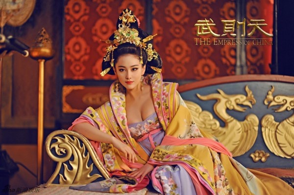 Nhân vật Tiêu Thục Phi do Trương Hinh Dư thể hiện sẽ sớm xuất hiện trong bộ phim Võ Mị Nương truyền kỳ.