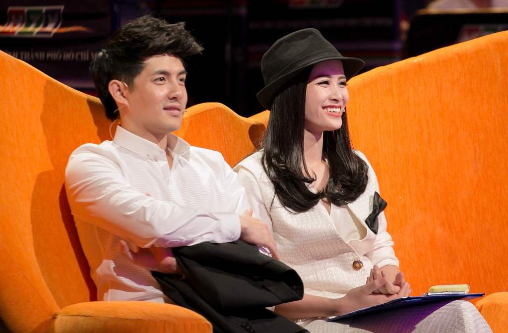 Đông Nhi trở nên cá tính cũng không kém phần quyến rũ.