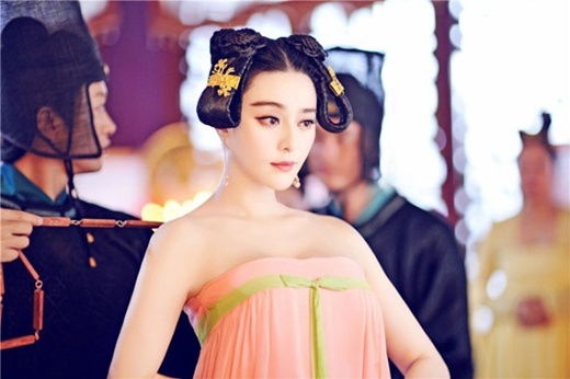 'Vo Tac Thien' cua Pham Bang Bang bi hang nghin don kien hinh anh