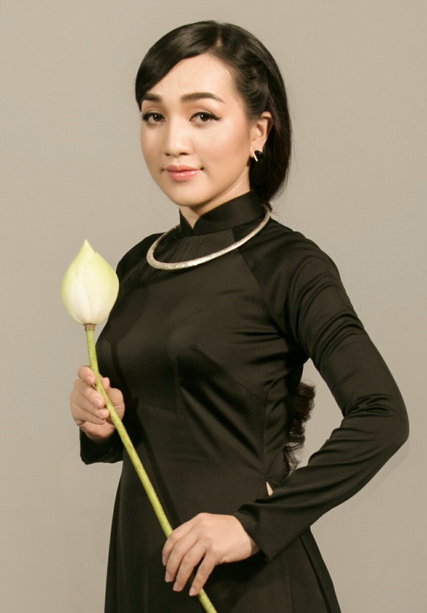 Lam Trường đánh giá Hà Vân là ca sĩ có nhiều tiềm năng để bước tiếp trong dòng nhạc trữ tình dân ca sau các giọng hát như Hương Lan, Cẩm Ly.