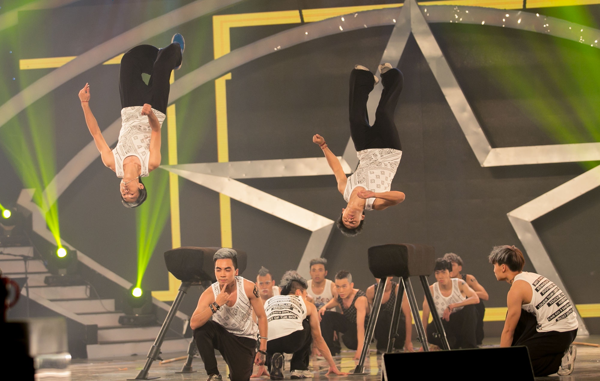 Gia Dinh Bong Bong - Parkour hinh anh
