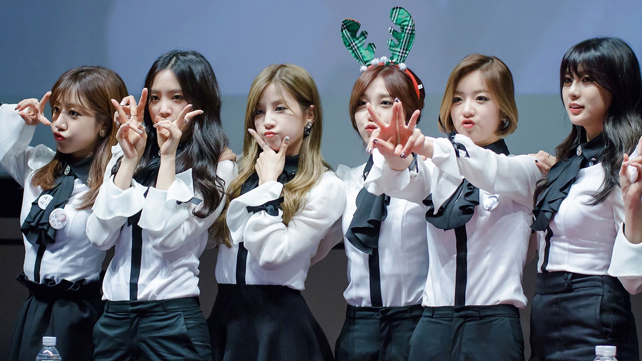 Ngoại hình ngày càng trở nên quan trọng với các nhóm nhạc Hàn Quốc, đặc biệt là nhóm nữ. Bởi vậy, trong mỗi nhóm, thường sẽ có một thành viên đảm nhận vai trò gương mặt đại diện, đây sẽ là người xinh đẹp và thu hút nhất.