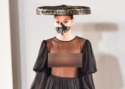 Thoi trang Viet gay soc khi de mau mac xuyen thau lo vong 1 hinh anh