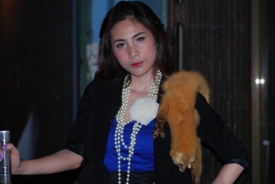 Nhung lan mac xau kho hieu cua Thuy Tien hinh anh