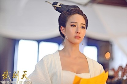 Gia the do so cua 'ac nu Tu Hue' hinh anh