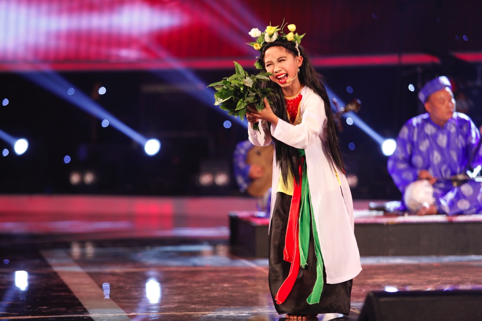 Duc Vinh gia dai trong vo cheo noi tieng hinh anh