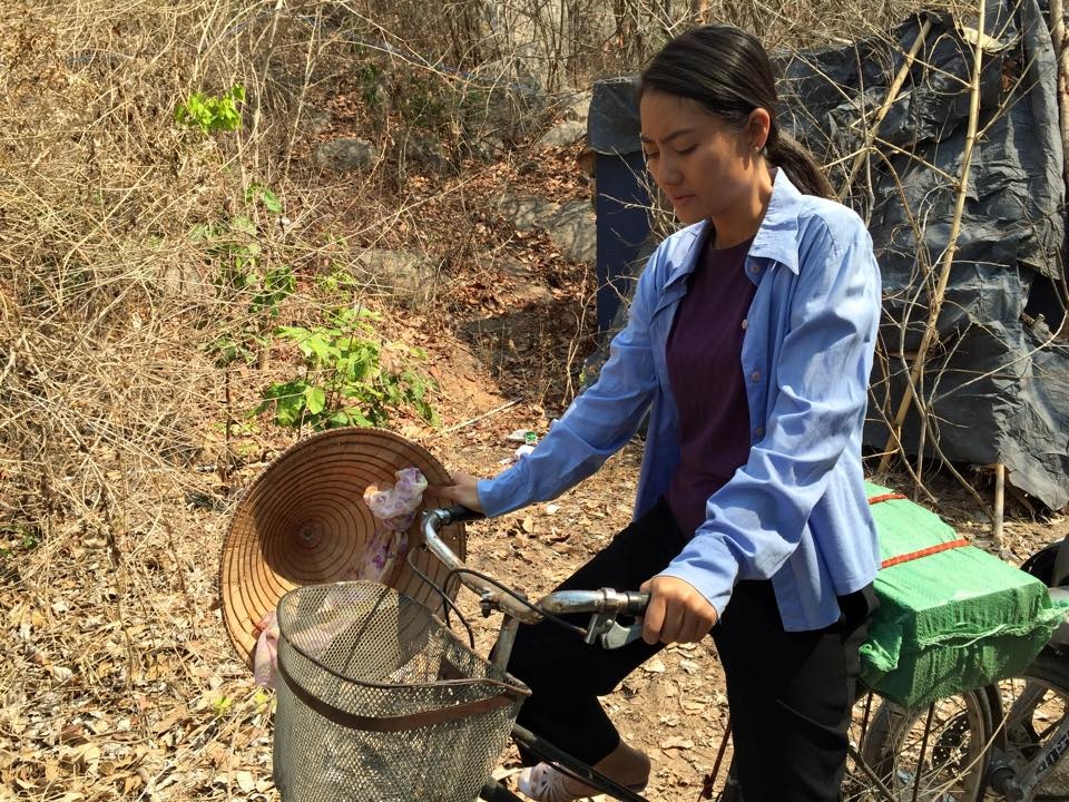 Ngọc Lan trong một cảnh quay khi cô hóa thân thành một cô gái nông thôn.