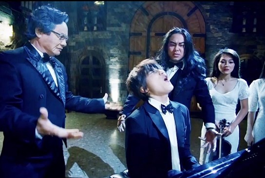 Dao dien dong y viec thu hoi MV bi chi trich cua Son Tung hinh anh