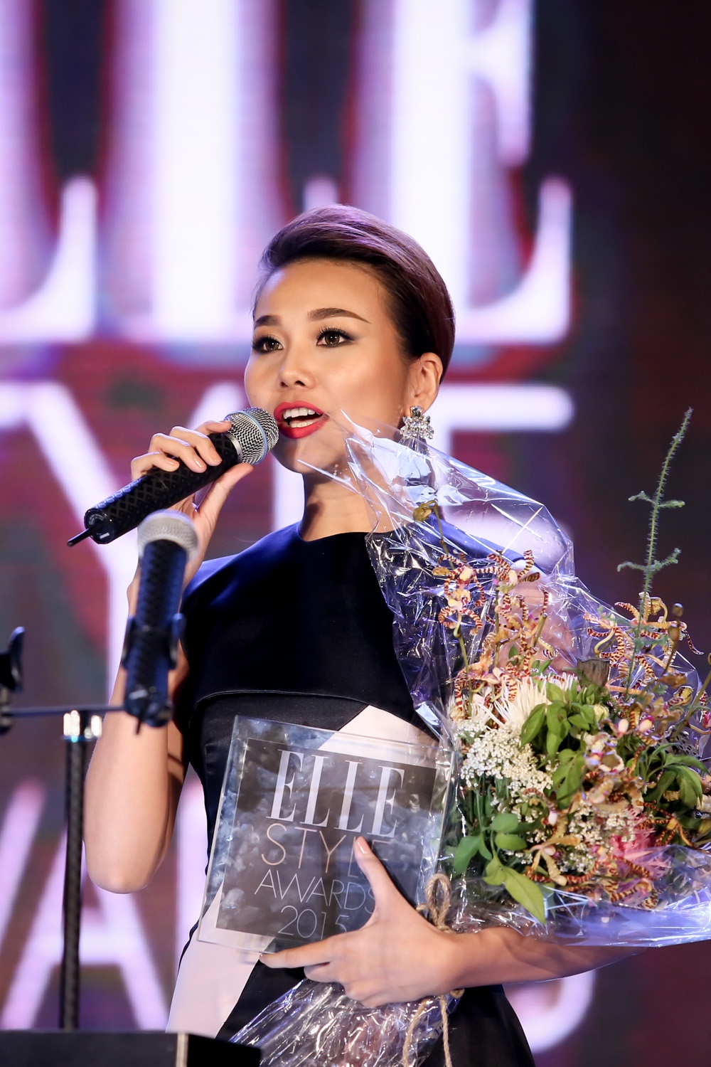 Nữ diễn viên phong cách nhất của năm thuộc về Thanh Hằng.