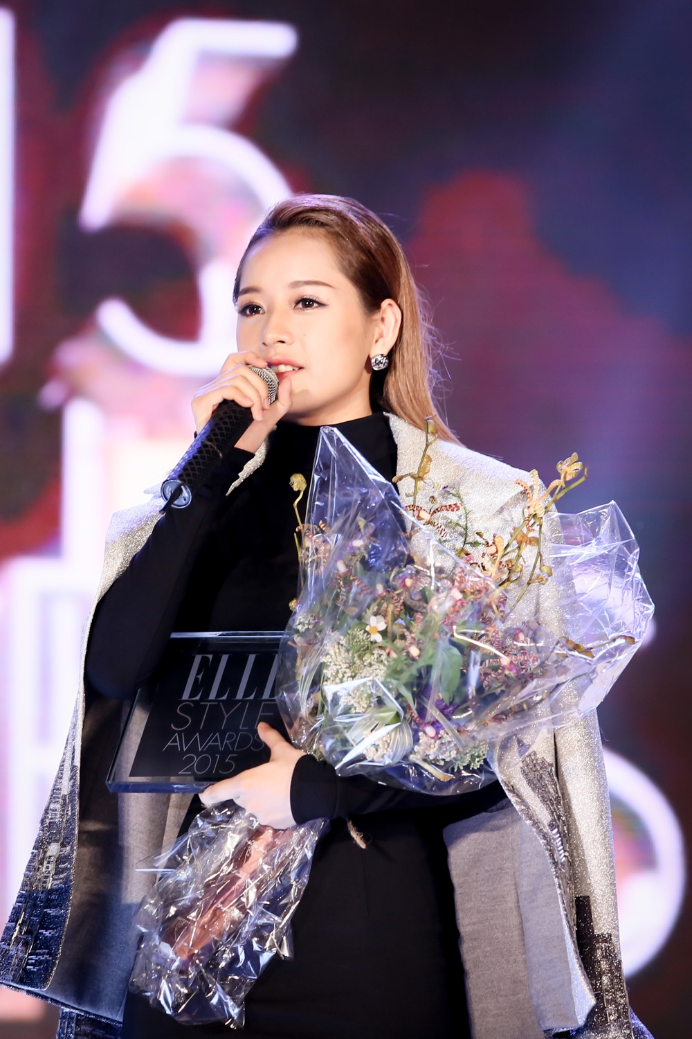 Nam/sNữ diễn viên phong cách triển vọng của năm được trao cho hai gương mặt mới Chi Pu và Ngô Kiến Huy. Năm qua, họ đều để lại ấn tượng trên màn ảnh rộng.