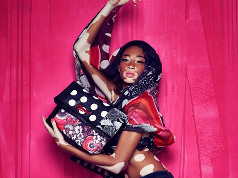 Nguoi mau rang ho, da loang lo van kiem bon tien hinh anh