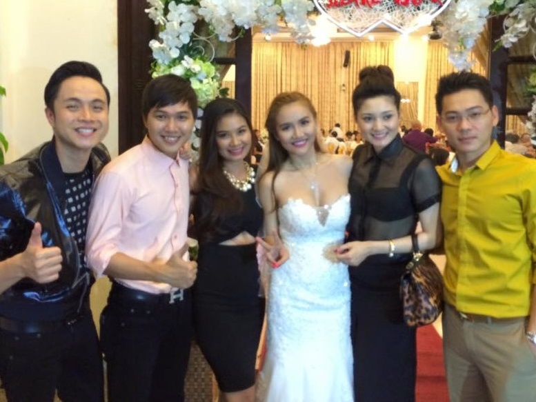 Anh Thuy X Factor bat ngo ket hon hinh anh