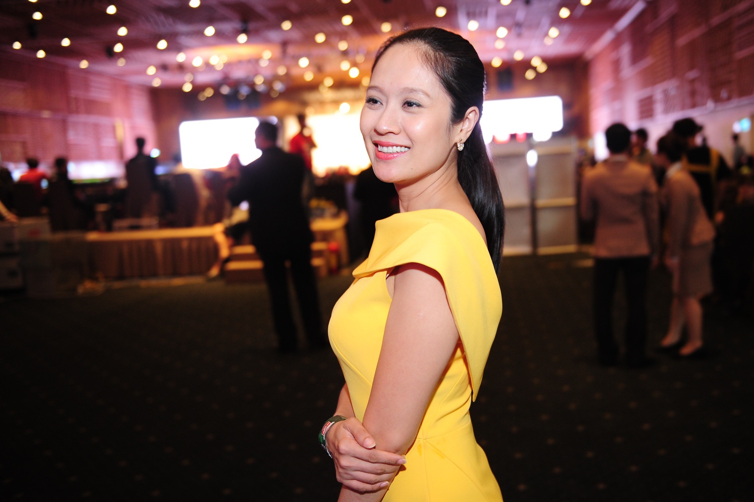 Thanh Thuy rang ro giua tin don hon nhan ran nut hinh anh