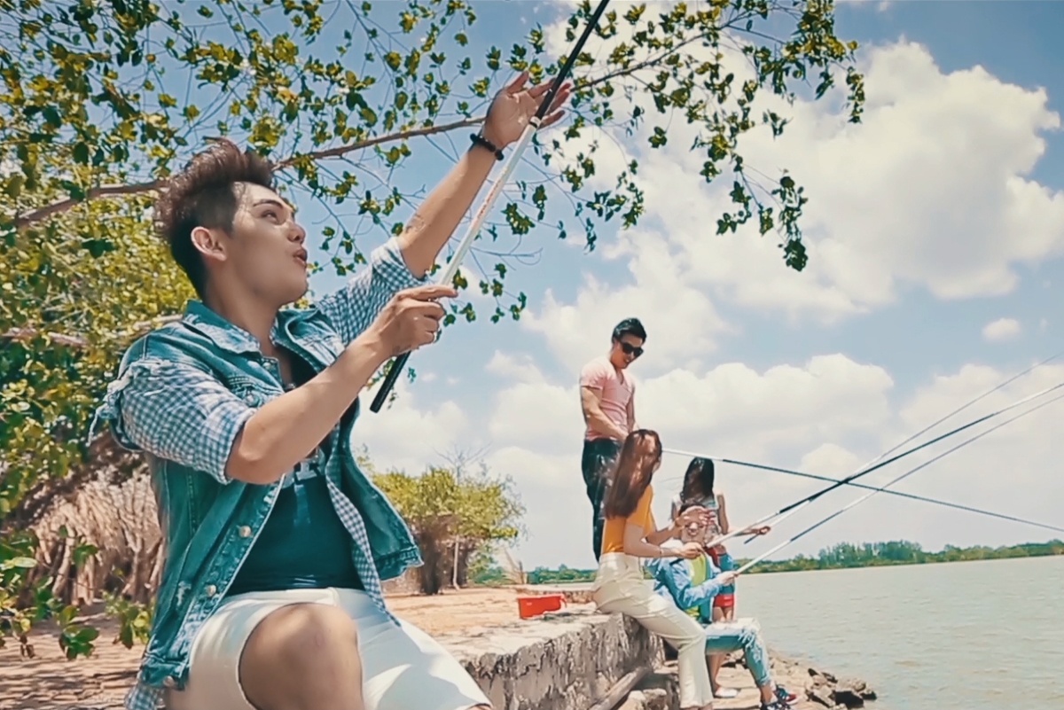 Hoa nhip dam me - Son Ngoc Minh hinh anh