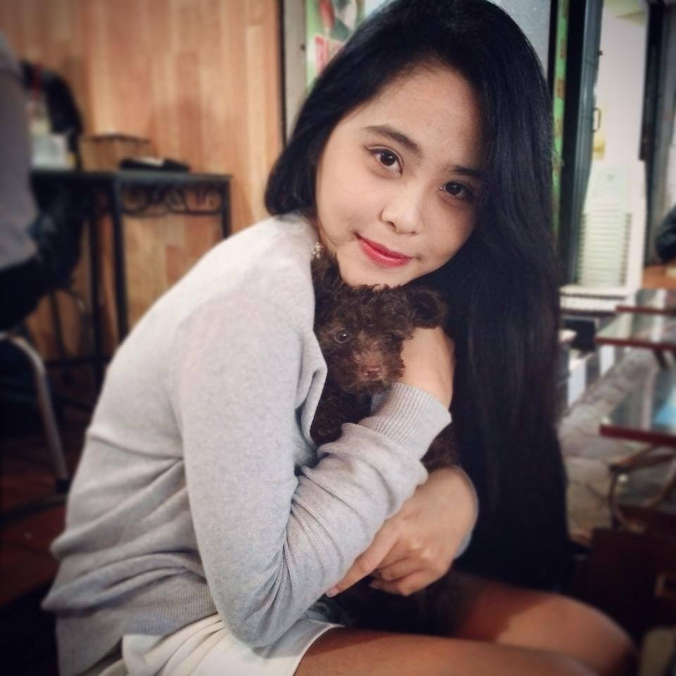 Hình ảnh xinh xắn giữa đời thường của ca nương 9X.