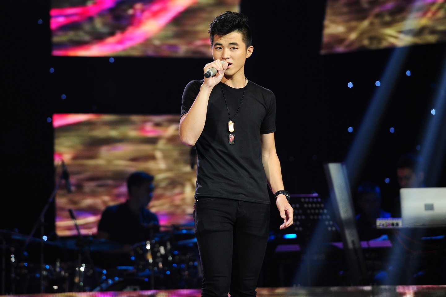 Phạm Tiến Đạt thể hiện ca khúc Chới với tôi ru tôi khoe với giọng dầy và đầy nam tính. Trong phần cao trào, anh chàng khoe những nốt cao chót vót. Tuy nhiên, anh không nhận được lựa chọn nào vì không giữ được phong độ trong phần cao trào cuối bài. Mỹ Tâm cho biết cô đã có ý định chọn cho đến khi anh phá hỏng tất cả các nốt cao.