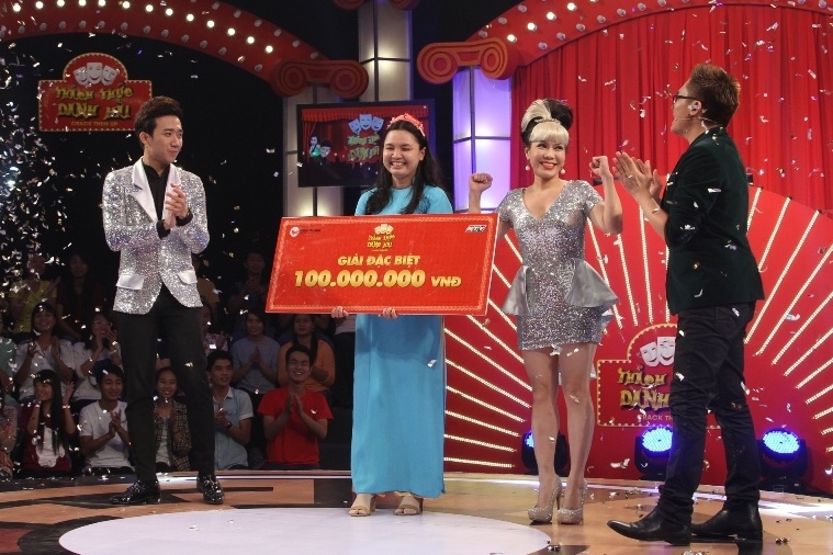 Co giao chinh phuc 100 trieu dong cua Thach thuc danh hai hinh anh