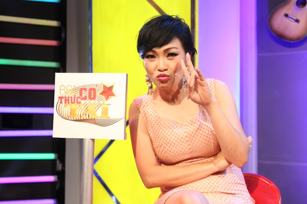 Phuong Thanh 'da xoay' Le Hoang tren ghe nong hinh anh