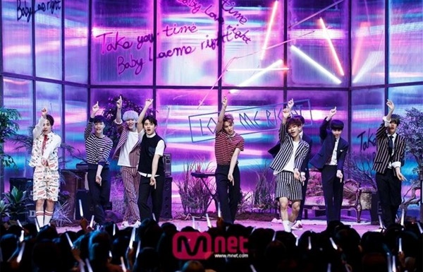 Den luot EXO ha be Big Bang hinh anh