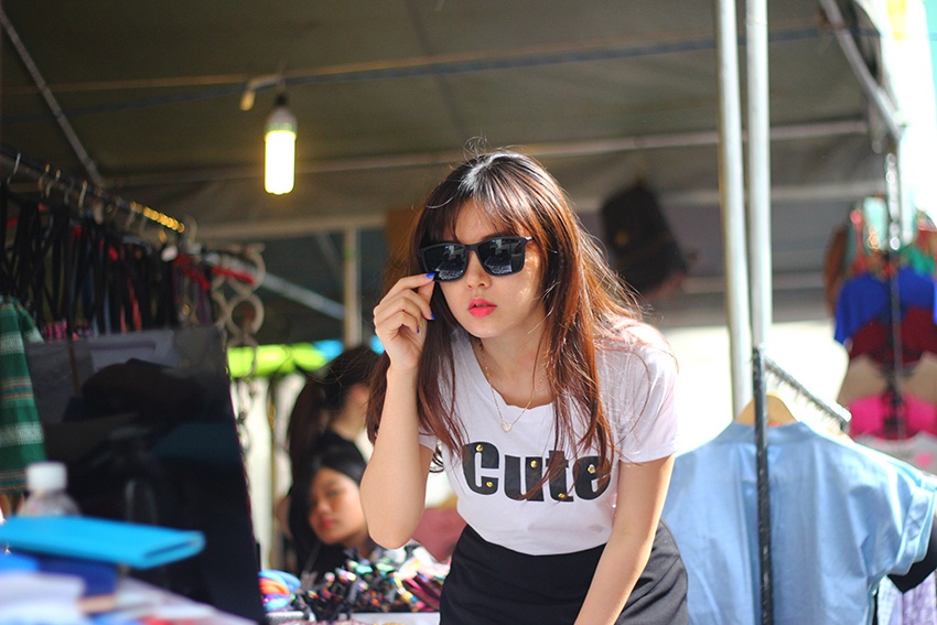 Thời gian qua, nhiều thông tin cho rằng hot girl tạm ngưng mọi hoạt động nghệ thuật để chuẩn bị cho việc cưới chồng. Tuy nhiên, cô không lên tiếng về việc này. Ngay cả mối quan hệ cùng vị đại gia trẻ tuổi, cô cũng chưa một lần hé lộ. Việc Midu xuất hiện trở lại dịp này khiến khán giả mong chờ đến ngày cô quyết định tái xuất.