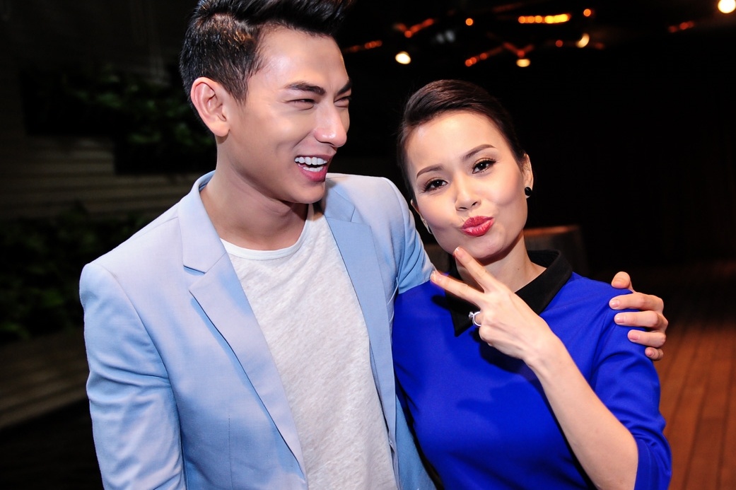 Cam Ly ru Isaac tao dang nhi nhanh o su kien hinh anh