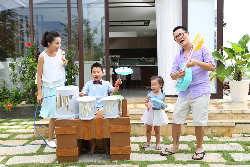 MV Nha la noi - My Linh, Cam Ly, Hoang Bach, Isaac hinh anh