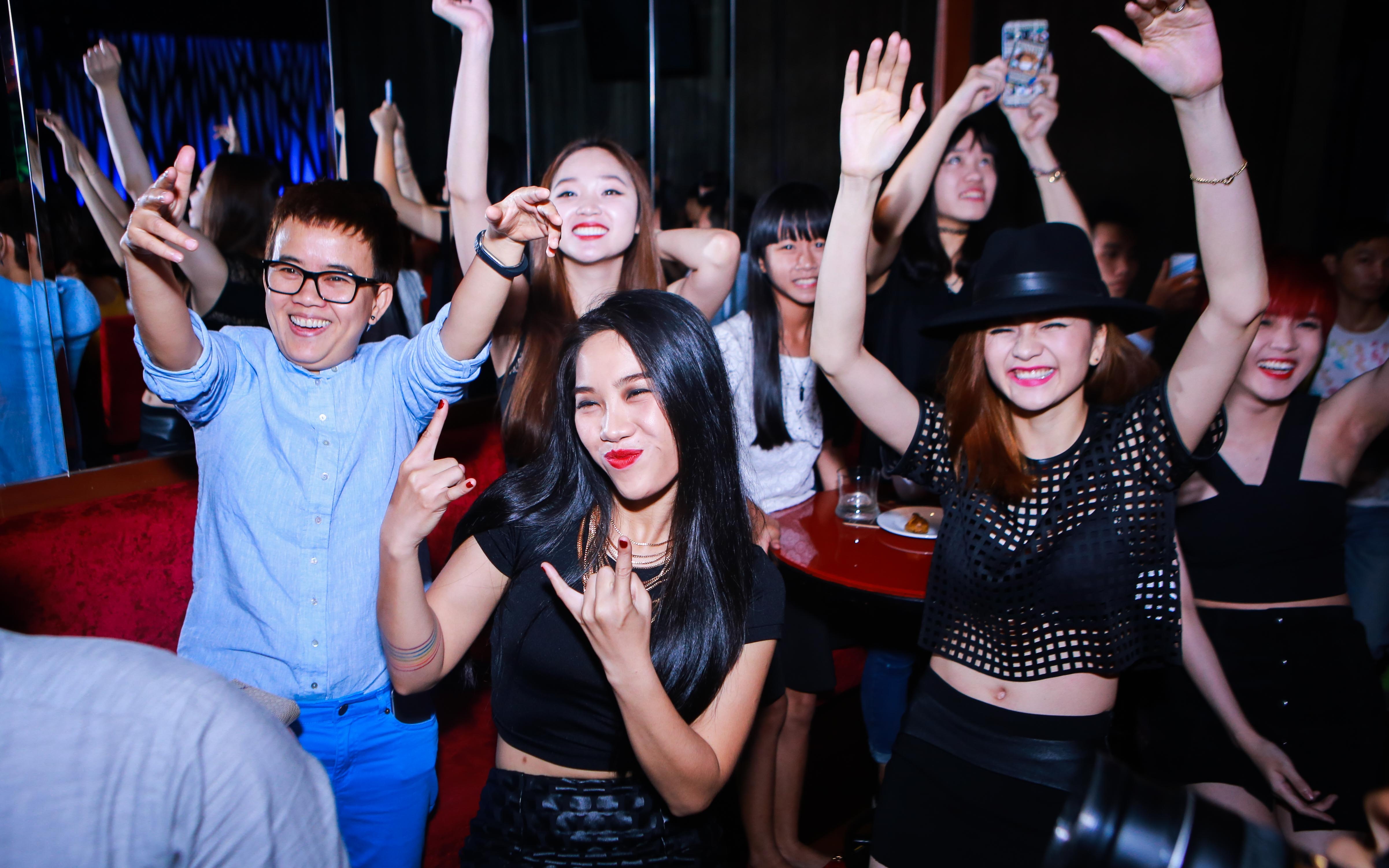 Nhạc sĩ Mẹ yêu cho biết, trong tất cả thí sinh của chương trình chị từng làm giám đốc âm nhạc, Thảo My là ca sĩ có chất giọng tốt và tiến bộ nhất. Chị tin rằng con đường phía trước của cô gái trẻ sẽ thực sự tỏa sáng.