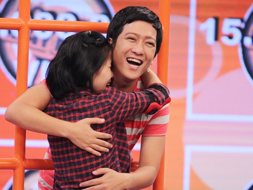 Truong Giang trai long thoi luom cui, cao mu cao su hinh anh