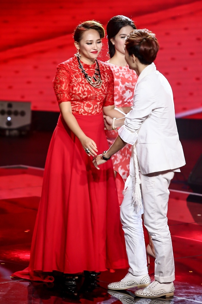 Nữ rapper bị loại sớm khỏi The Voice.