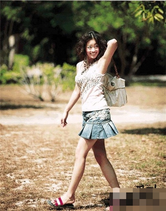 Trong các khoảnh khắc, dù ăn mặc giản dị, thậm chí là