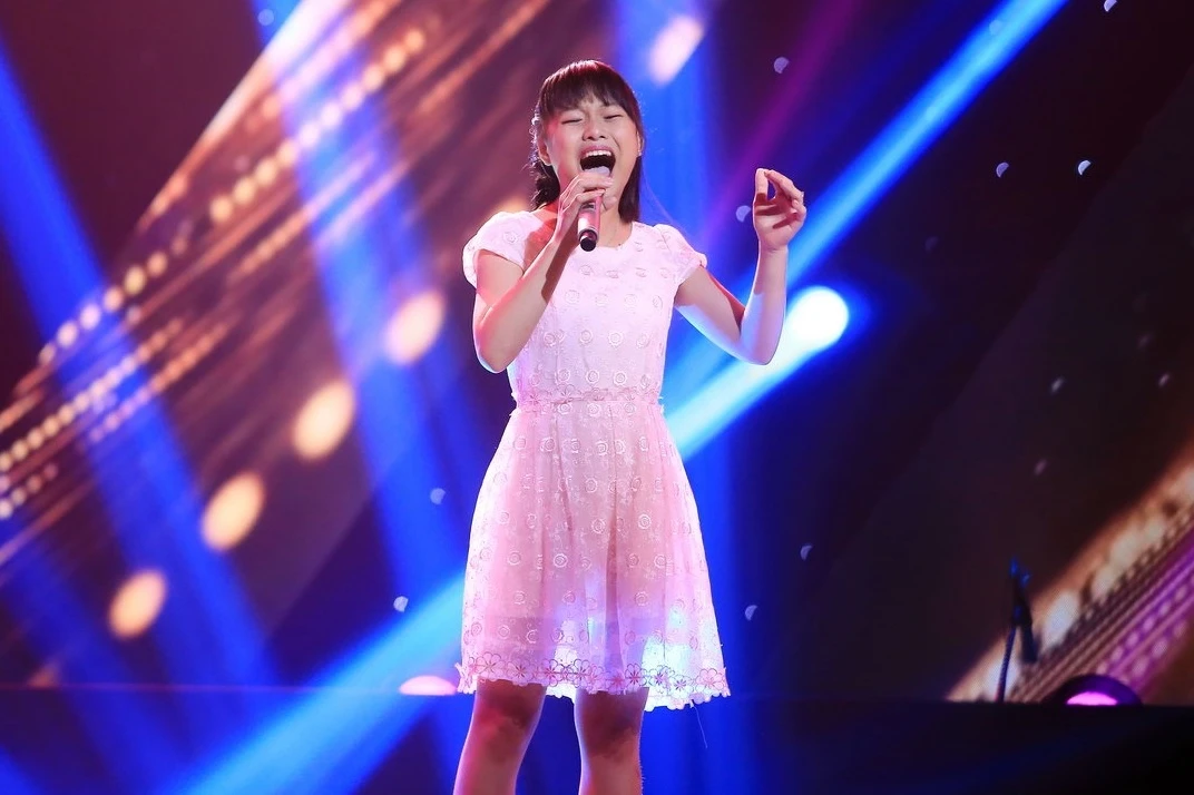 Cô gái 14 tuổi đến từ Thanh Hóa – Nguyễn Phương Linh dạt dào cảm xúc trong ca khúc Lời ru cho con. Thí sinh cũng khoe được giọng hát khoe và đầy nội lực. Trong giây phút cuối, huấn luyện viên Cẩm Ly quyết định bấm nút chọn khiến Phương Linh rất xúc động. Hồ Hoài Anh nhận xét Phương Linh rất tốt ở quãng cao, nhưng cần phải luyện thêm cách run. 