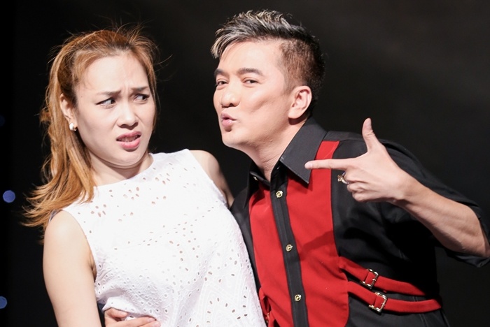 My Tam - Dam Vinh Hung om eo, ba co trong buoi tap luyen hinh anh