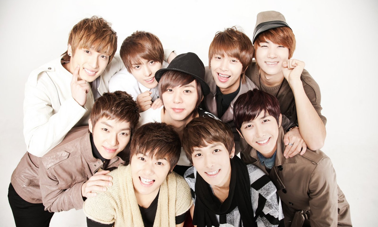 Ze:A là tiêu biểu cho những nhóm nhạc đầy tài năng nhưng vẫn lận đận. Từng gây sốt với ca khúc All Night Long, những tưởng tên tuổi của nhóm sẽ vụt sáng. Tuy nhiên, do sự quản lý yếu kém của công ty quản lý, 9 chàng trai vẫn chưa thể trở thành một trong những thần tượng top đầu của Kpop.